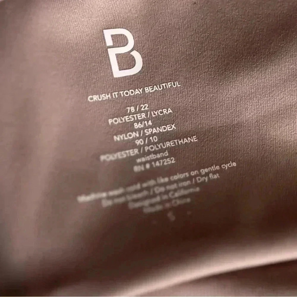 Beloforte Coco Sports Bra in Dusty Rose. Racerback. Size Small. NWT! - Picture 10 of 15